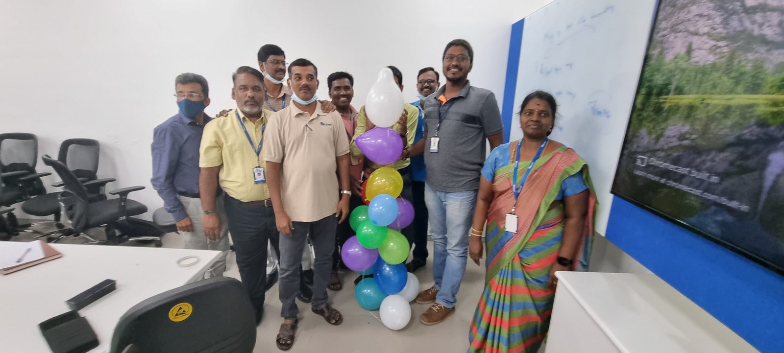 Corporate employees receiving emotional wellbeing support from Emocare counsellors