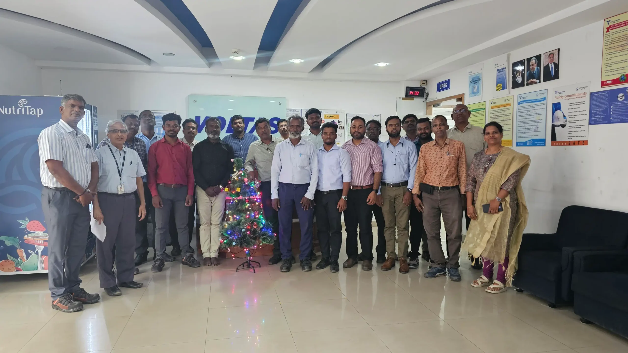 Corporate training on team building by Emocare